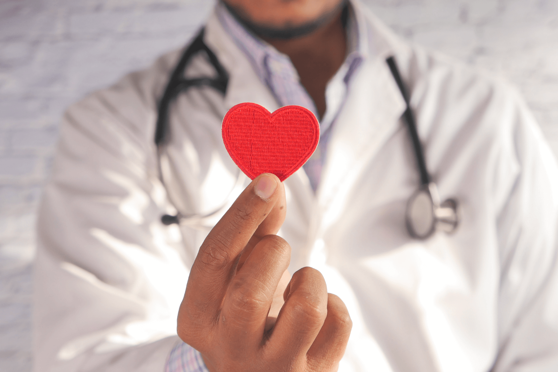 Read more about the article COVID-19: Dicas médicas para manter a saúde cardiovascular em casa